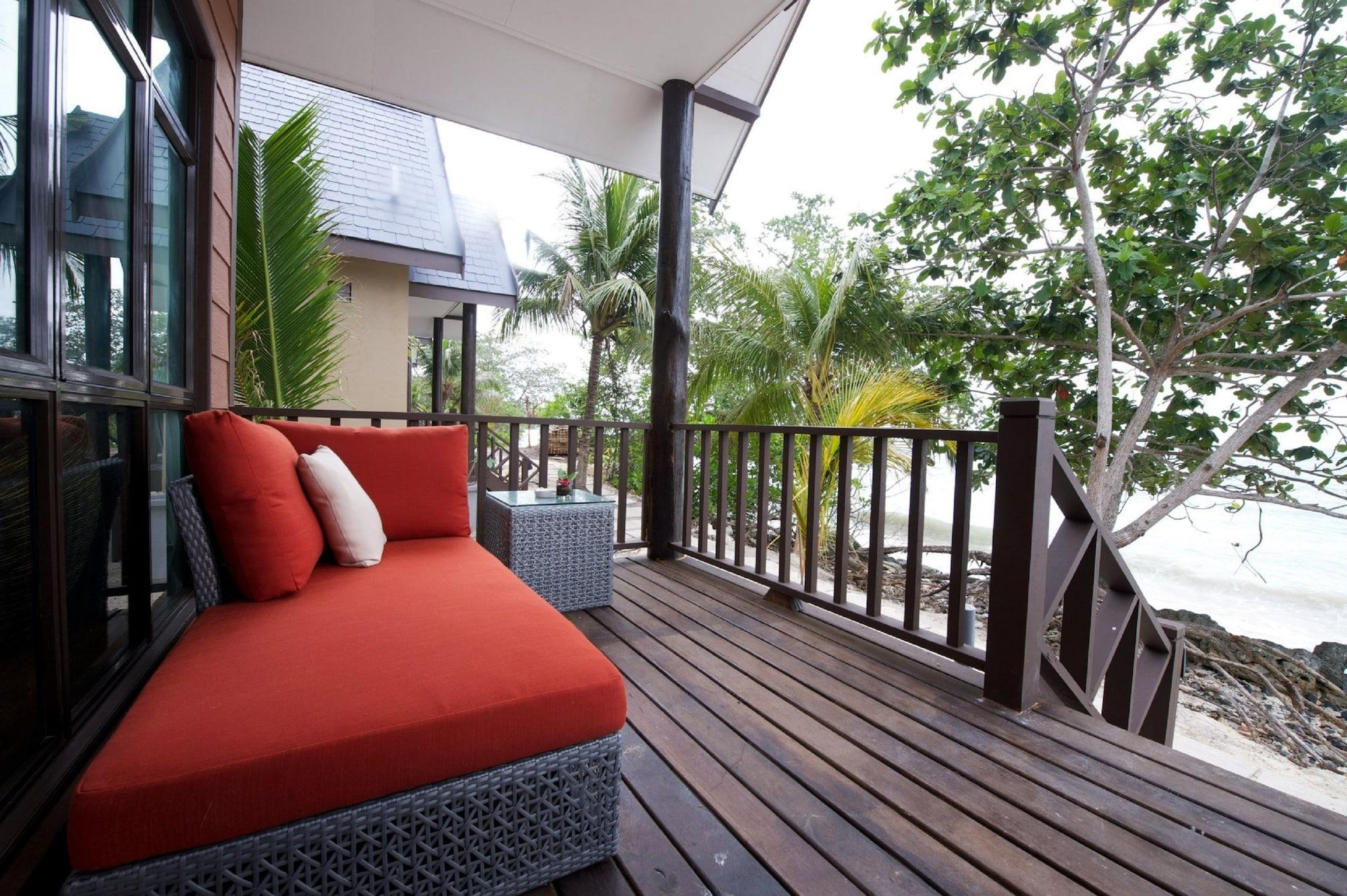 Tunamaya Beach & Spa Resort Tioman Island Kampong Mukut Ngoại thất bức ảnh