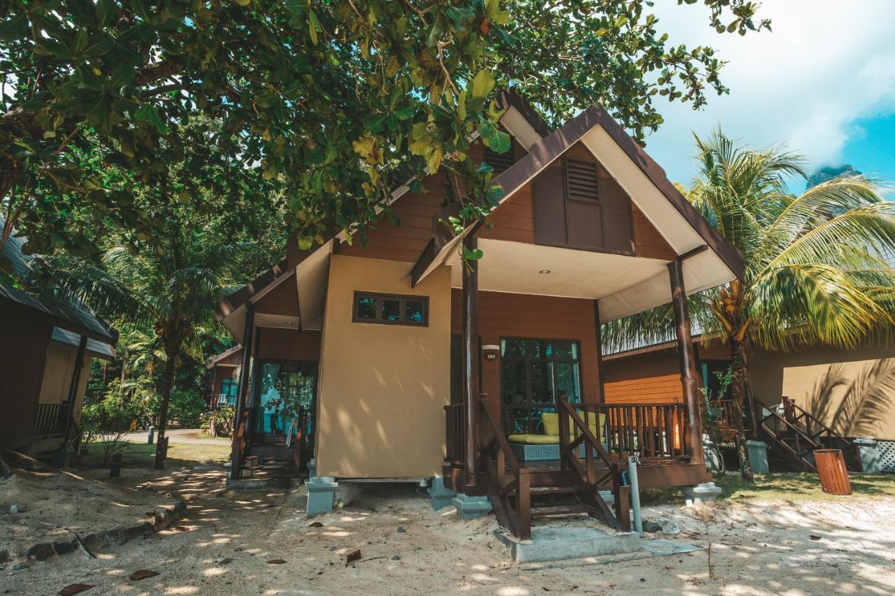 Tunamaya Beach & Spa Resort Tioman Island Kampong Mukut Ngoại thất bức ảnh