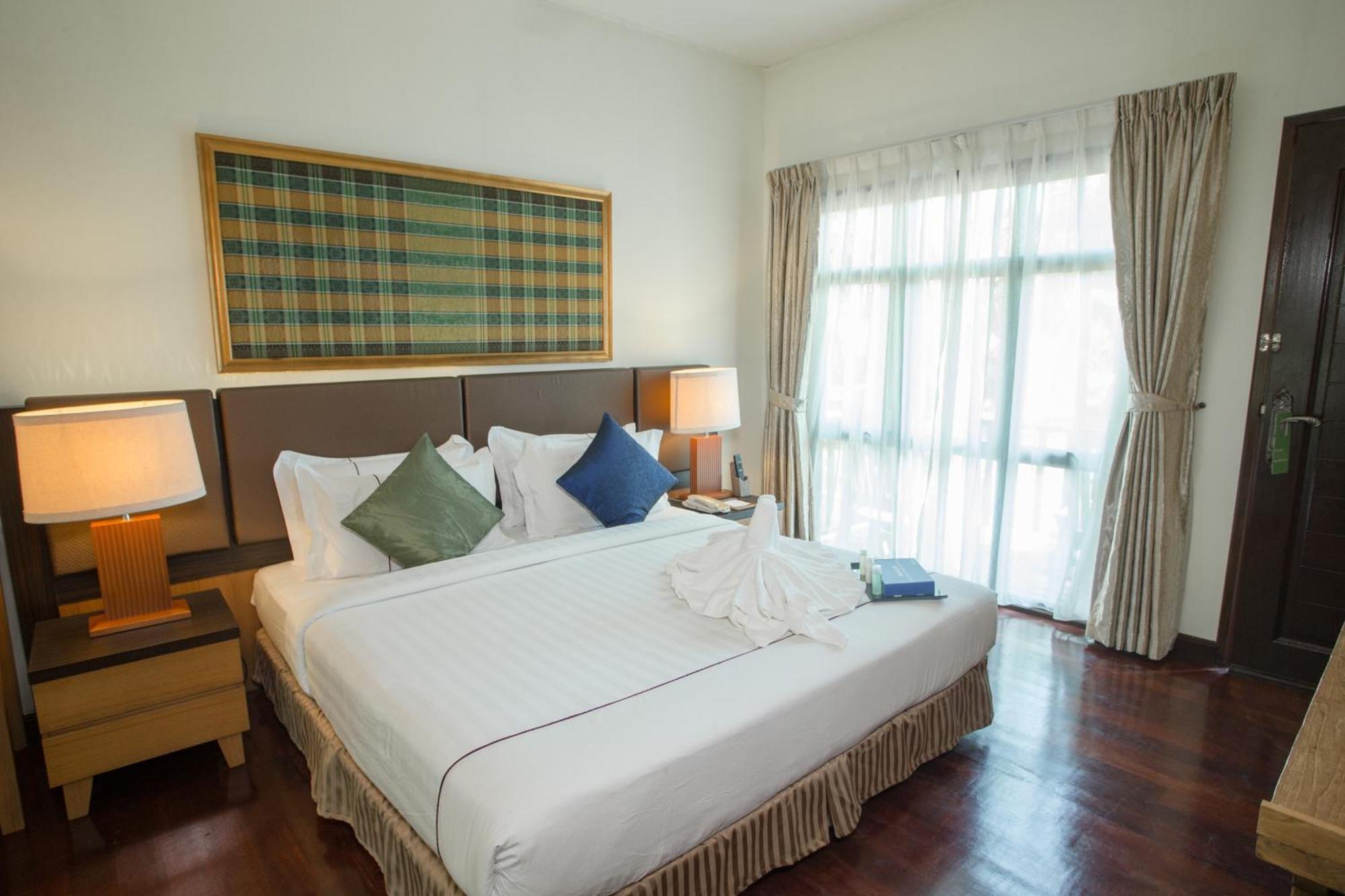 Tunamaya Beach & Spa Resort Tioman Island Kampong Mukut Ngoại thất bức ảnh