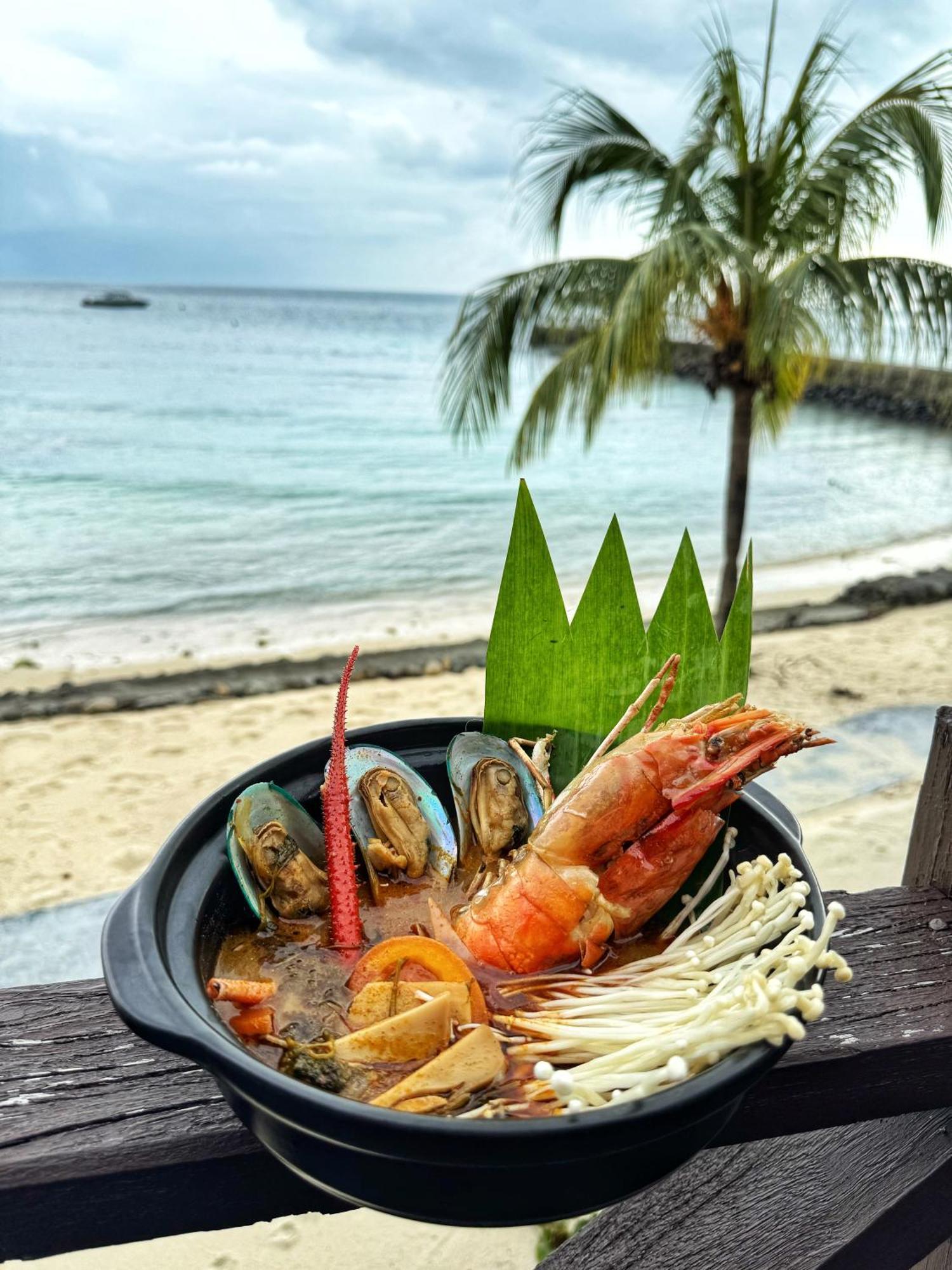 Tunamaya Beach & Spa Resort Tioman Island Kampong Mukut Ngoại thất bức ảnh